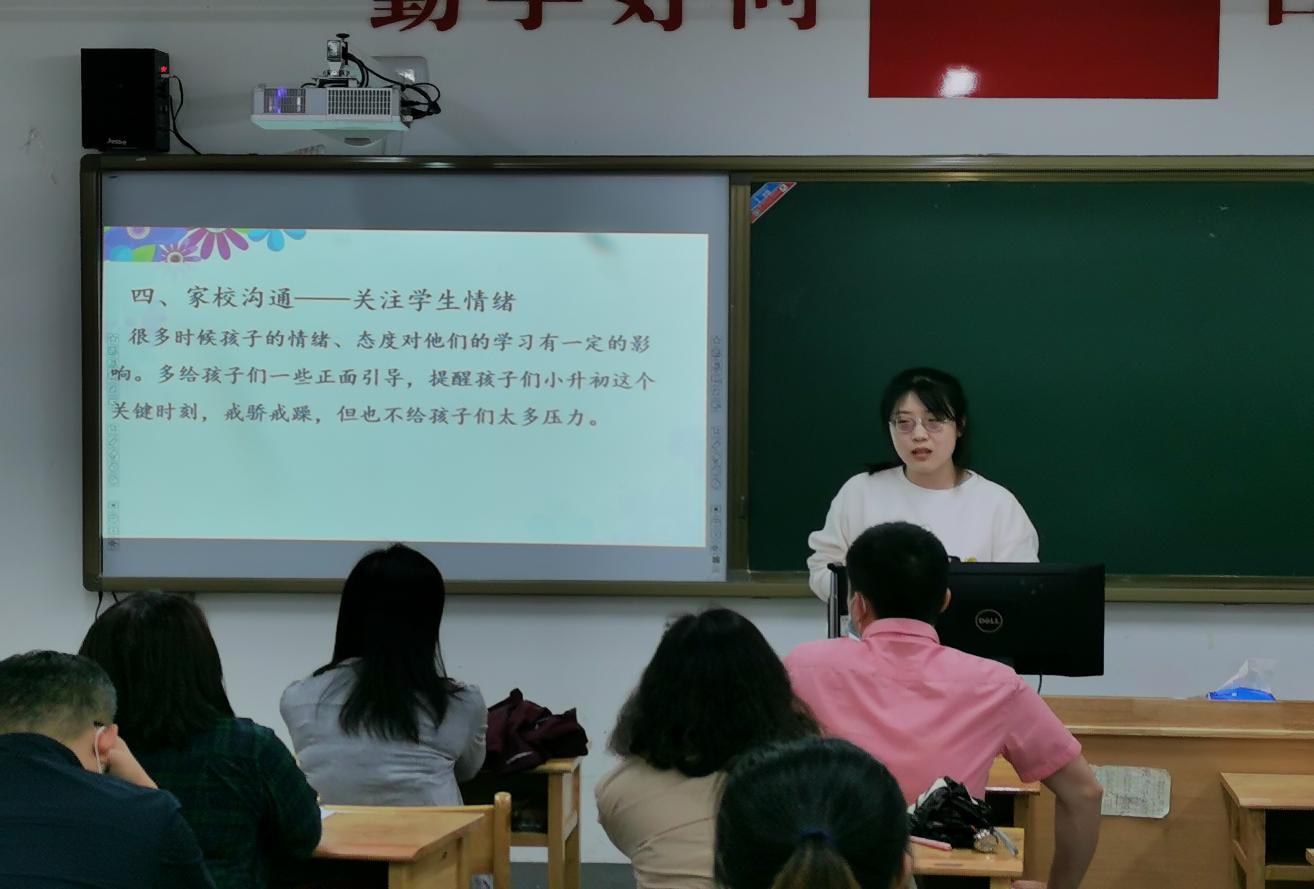 携手同心_html_m5e41f066.jpg