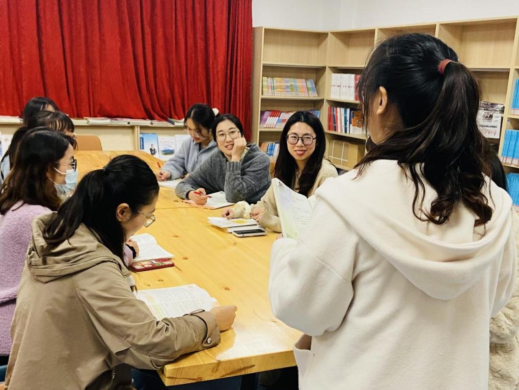 【博学广志】善于发现，学会表达——金陵小学广志路校区语文组校本教研活动_html_mdc7bfd4.jpg