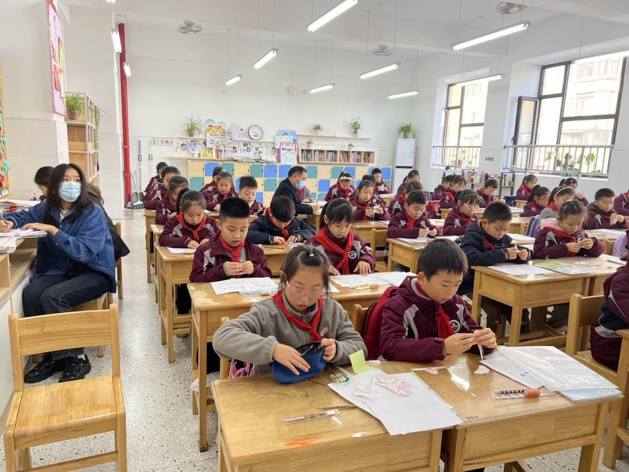 【博学广志】图形彰智慧，几何显素养——金陵小学广志路校区数学组教学实践（十）_html_3f663feb.jpg