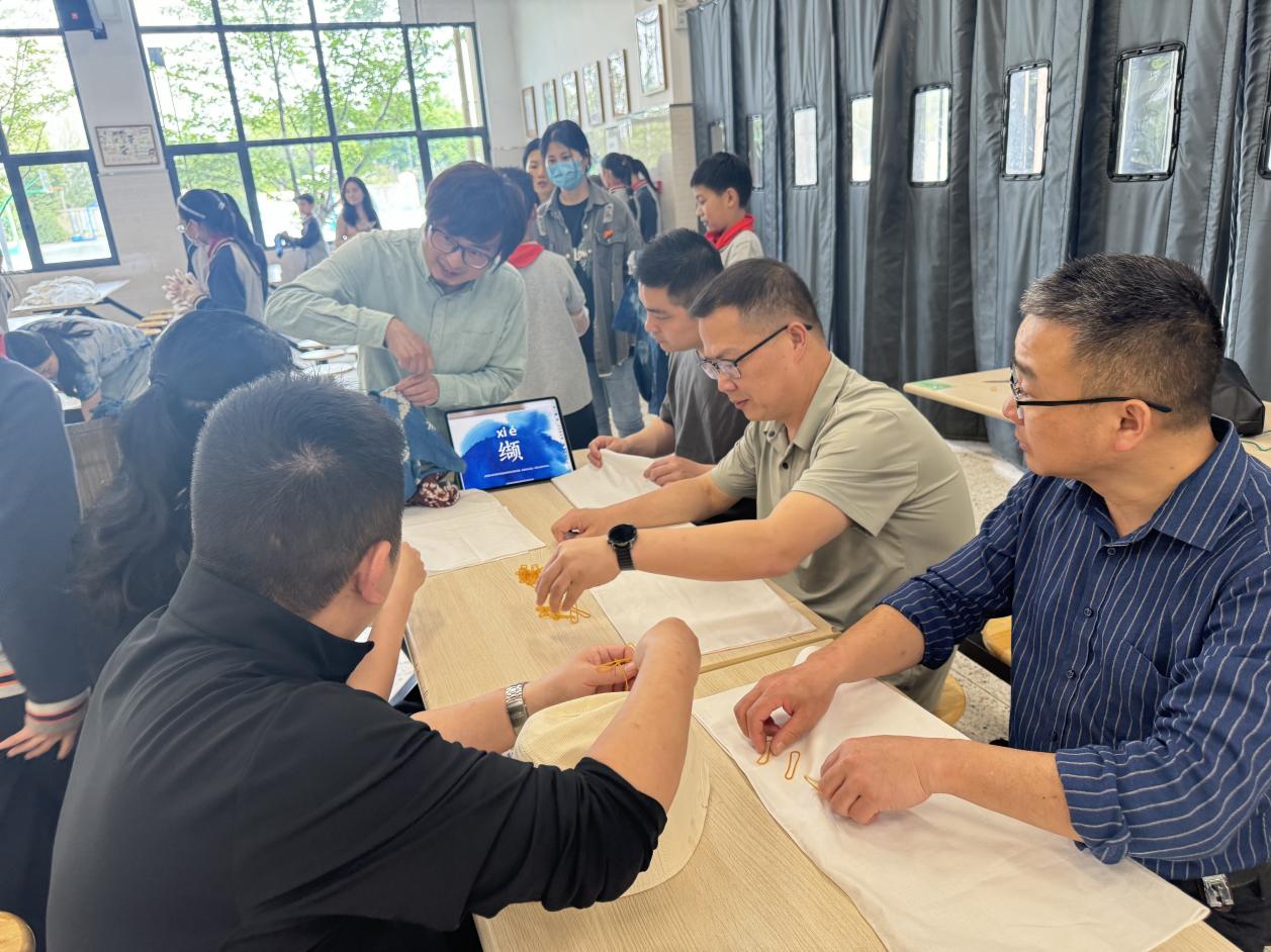 【博学广志】共绘教育蓝图，同谱成长华章——记福建厦门、安徽铜陵校长团莅临我校跟岗交流活动_html_m4a2abbf0.jpg