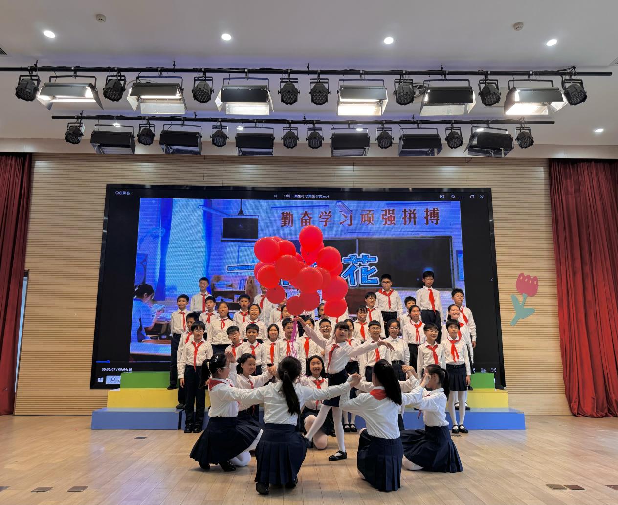 【湖畔·学生活动】“红领巾爱祖国——最好的我们”合唱比赛五年级专场_html_1fbcf079.jpg
