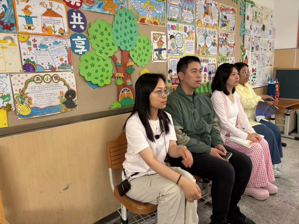 【湖畔·童化课堂】共赏天空诗意，感受语言之美——金陵小学（仙林湖校区）三年级语文组语文组教研活动_html_m4b311bbb.jpg