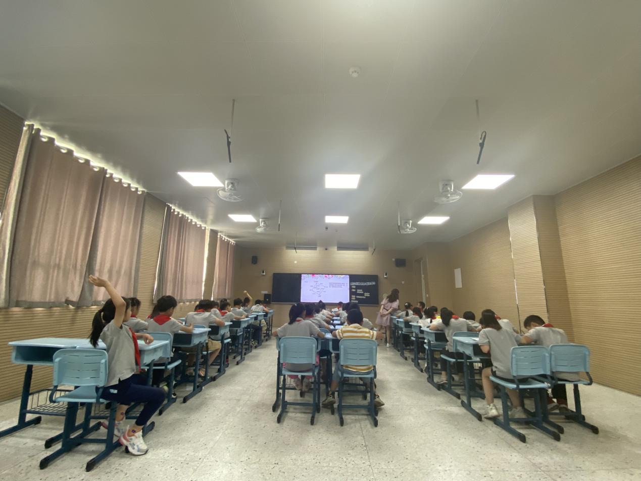【博学广志】行思致远  笃行不怠——金陵小学（广志路校区）数学组基于儿童立场的理学单教学实践（二十一）_html_185ac7e3.jpg
