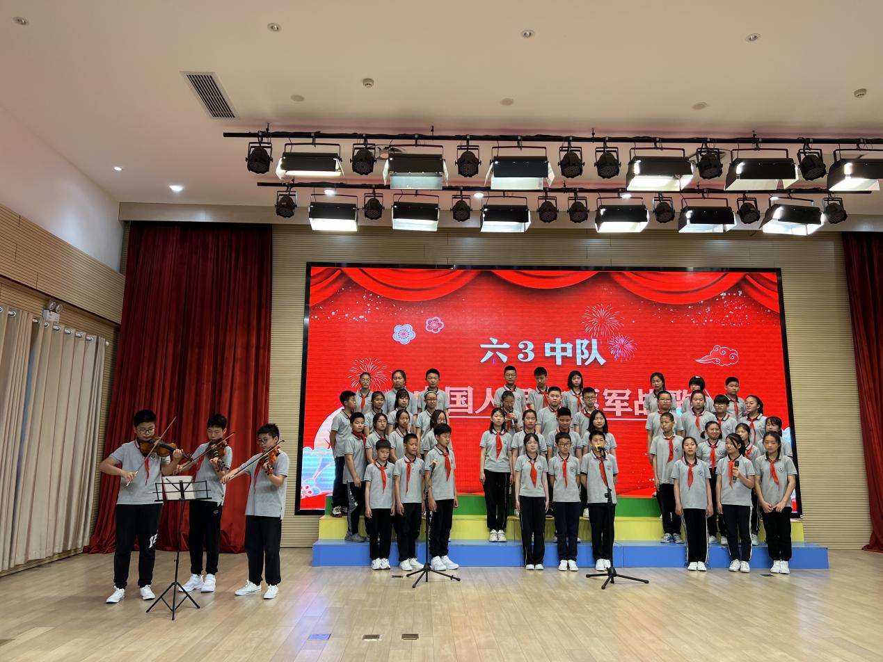 【湖畔光影】喜迎二十大 红歌献给党——六年级红歌合唱比赛_html_43324fbb.jpg
