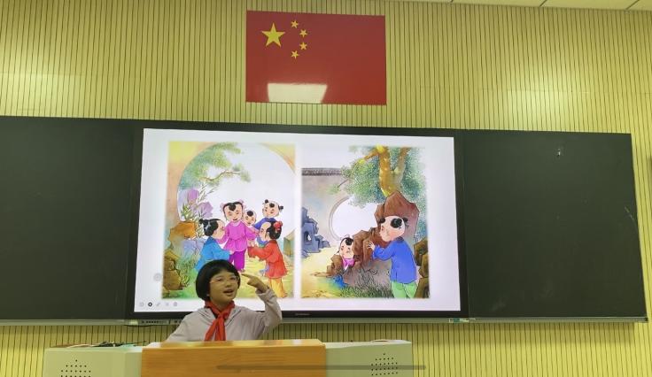 【湖畔光影】第三届英语活动周之讲故事比赛_html_m1ca89cf3.jpg