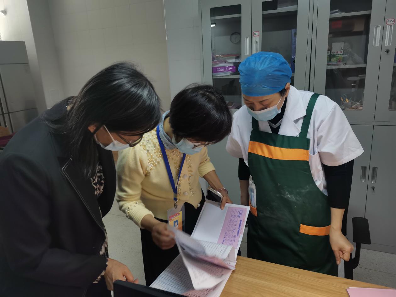 【湖畔·协同育人】督劳动教育，促学生成长——记金陵小学（仙林湖校区）10月专项督导_html_651d2ff8.jpg