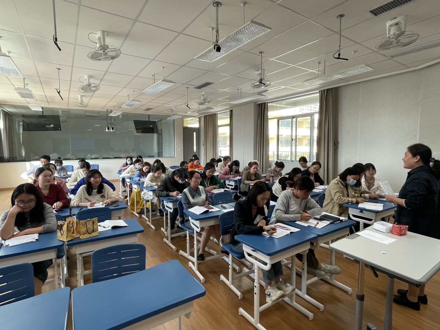 【湖畔·童化课堂】经历过程 明确含义 掌握方法——数学校本研修之课例研讨（181）_html_76153129.jpg