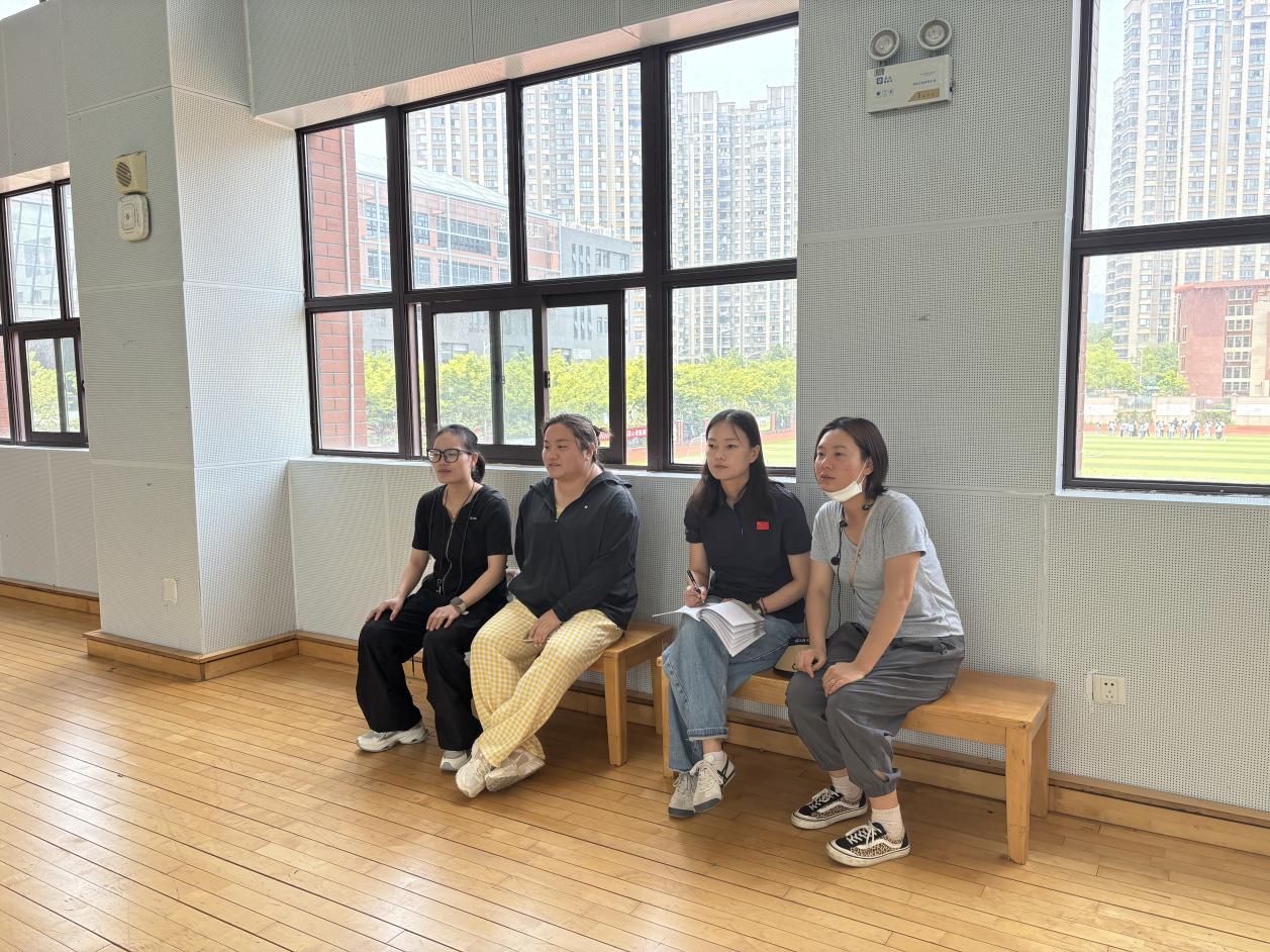 【湖畔·童化课堂】展体育课堂风采，以研促教共成长——体育校本研究之课例研讨（18）_html_60f08b73.jpg