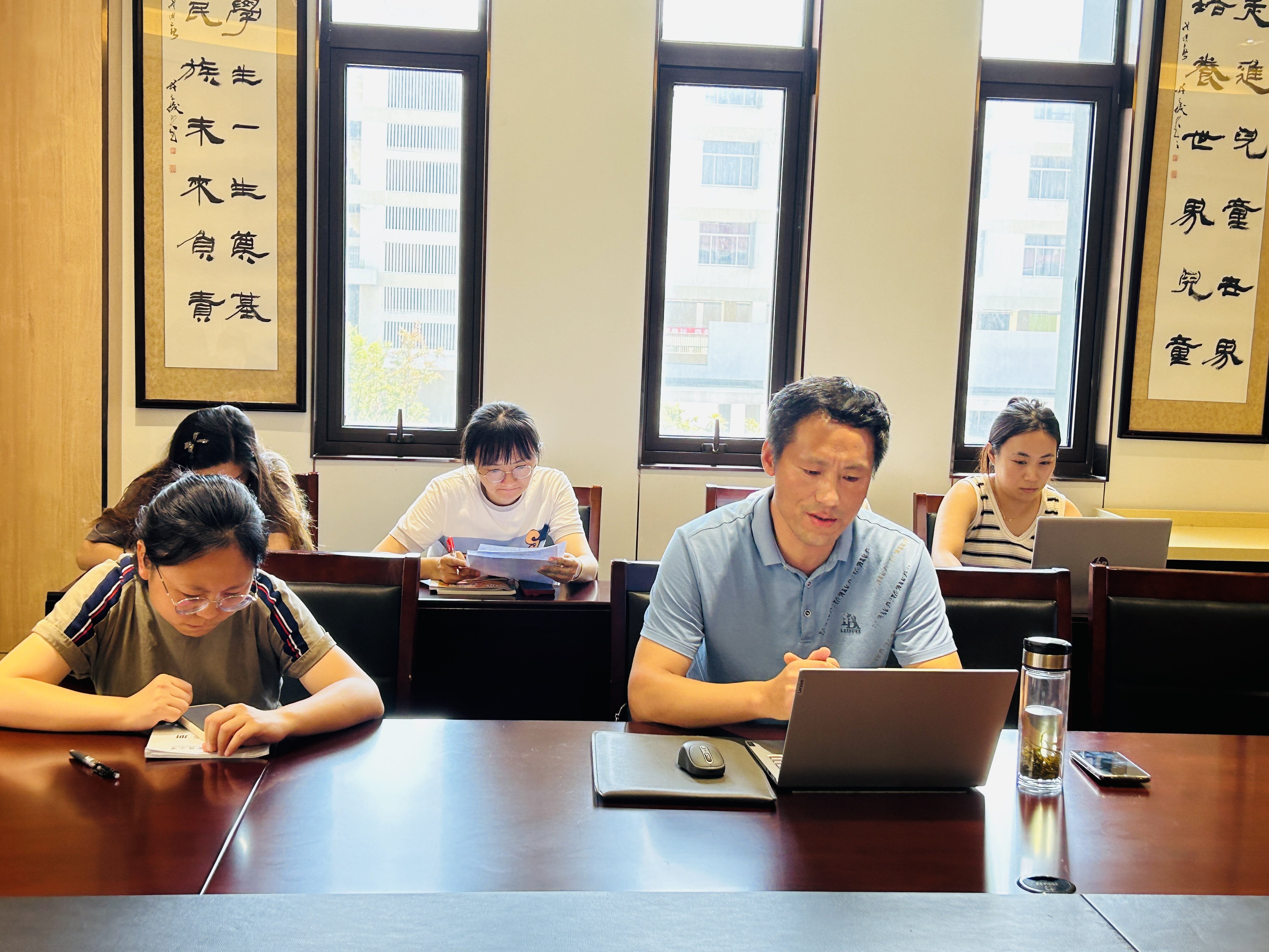 【湖畔·科研引领】 课题引航，聚力同行——2024-2025第一学期课题主持人会议_html_33f03444.jpg
