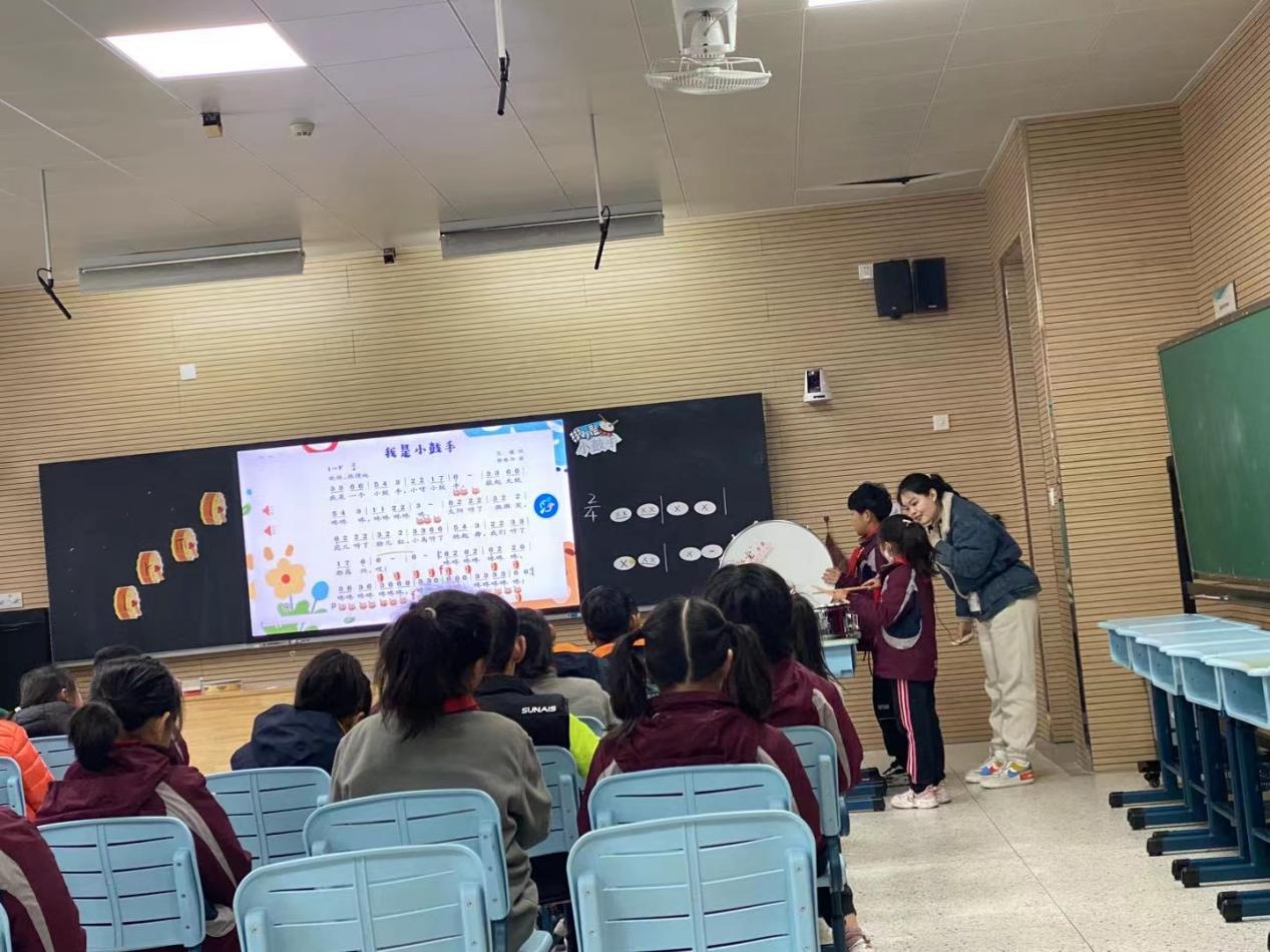 【博学广志】以创施教 以乐育人_html_30a70c97.jpg