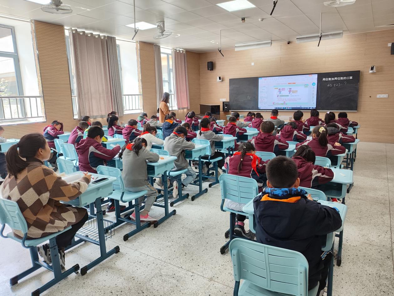 【博学广志】聚焦课堂，不断提升——金陵小学广志路校区数学组基于儿童立场的理学单教学实践研究（二十）_html_m7cafbc02.jpg