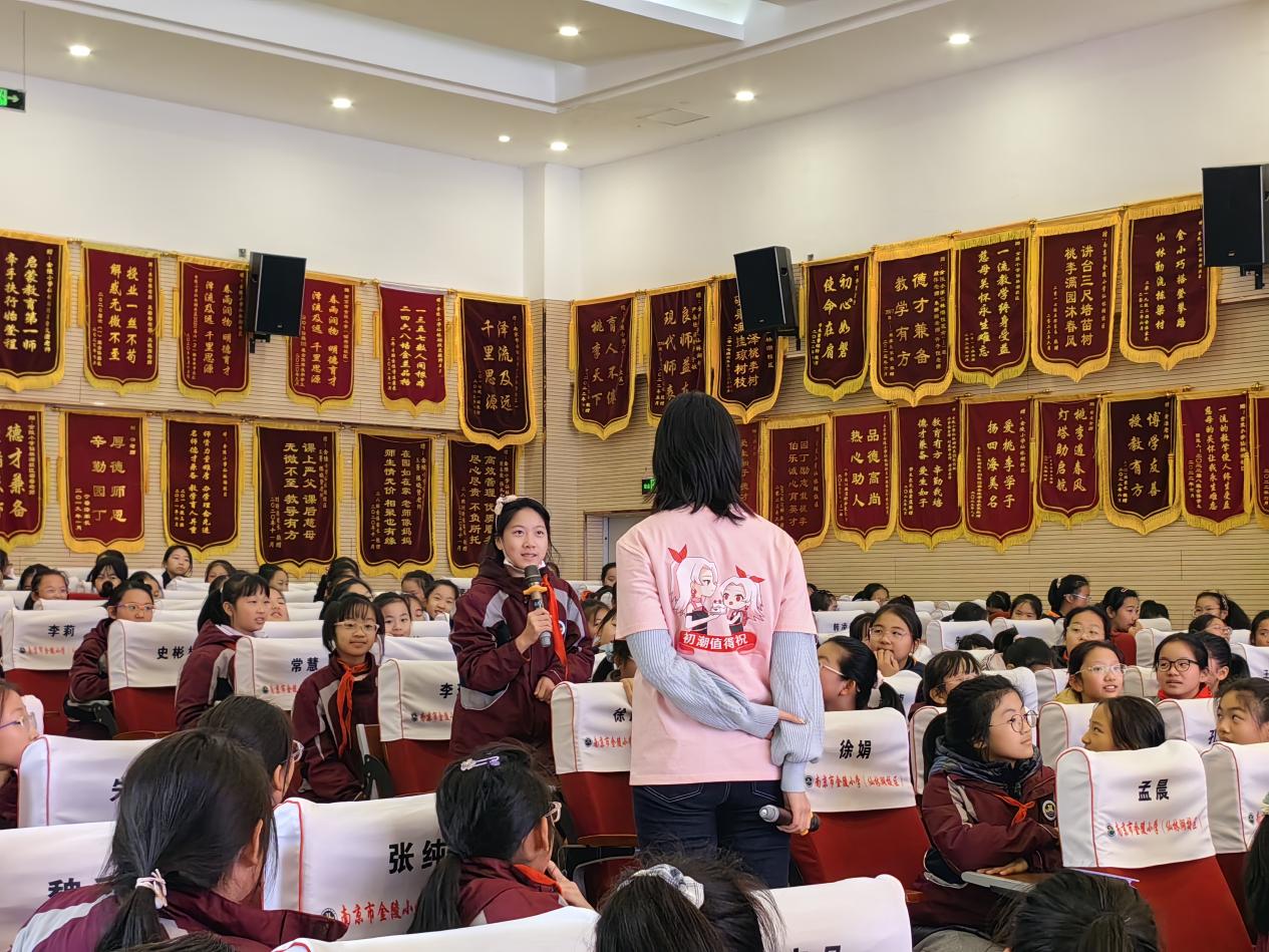 【湖畔·学生活动】“青少年健康教育进校园”——五年级女生专场_html_26427644.jpg