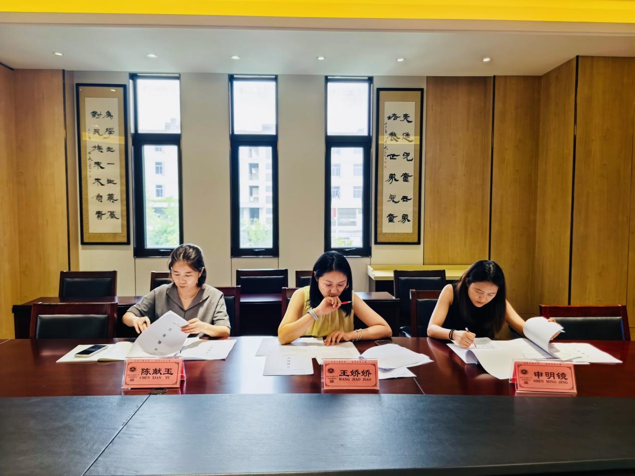 【湖畔·科研引领】专家把脉明方向，课题深耕促成长——栖霞区十四期个人课题开题论证（第二场）_html_3a1f557f.jpg