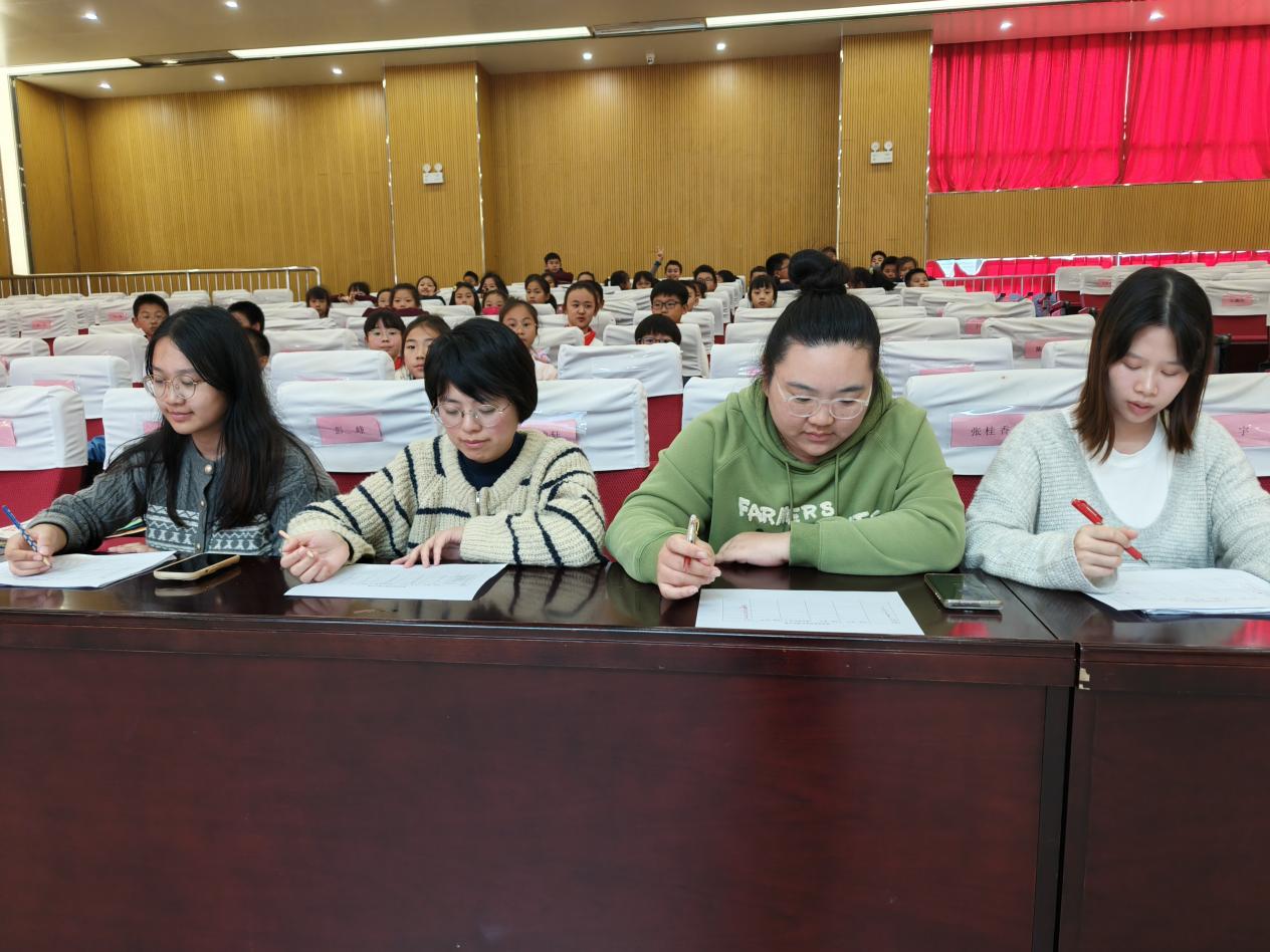 【博学广志】讲演神话故事，传承经典文化——金陵小学广志路校区四年级神话故事讲演赛_html_10310653.jpg