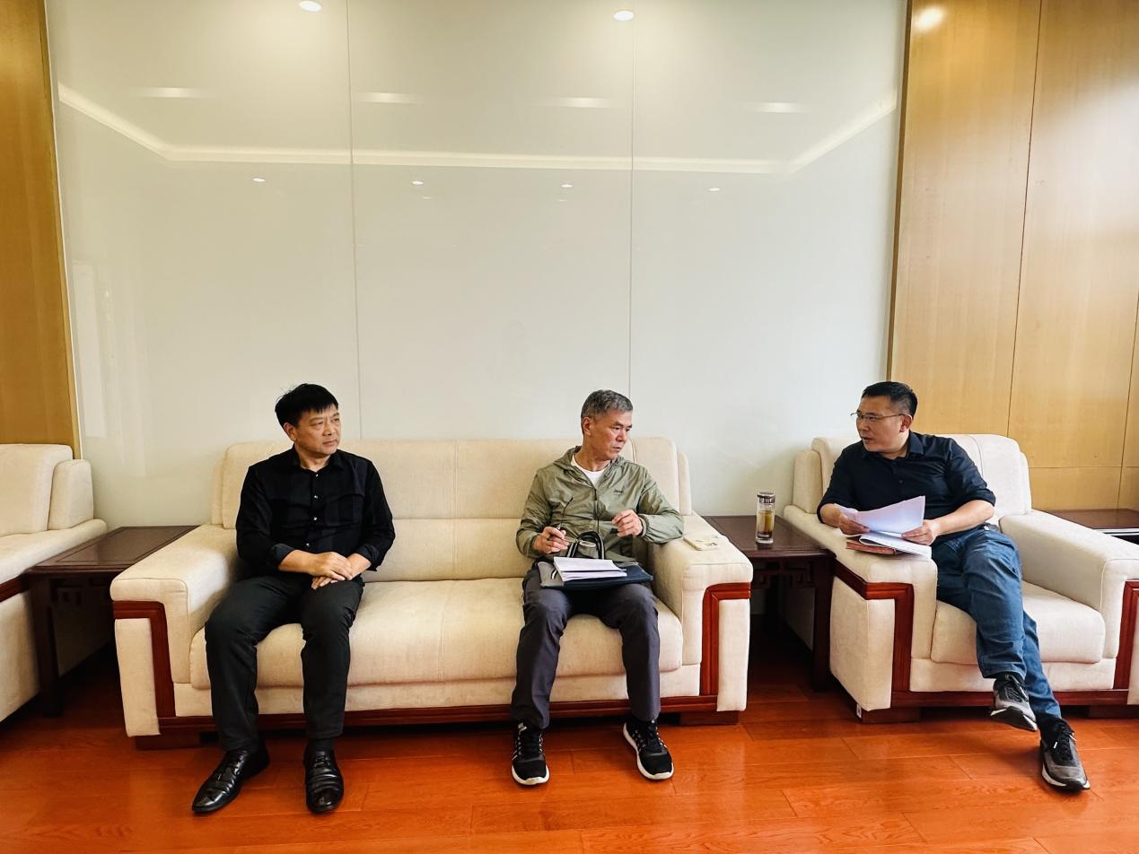 【博学广志】督导引领明方向 赋能增效促提升——栖霞区责任督学莅临我校开展10月份专项督导_html_42bef7a1.jpg