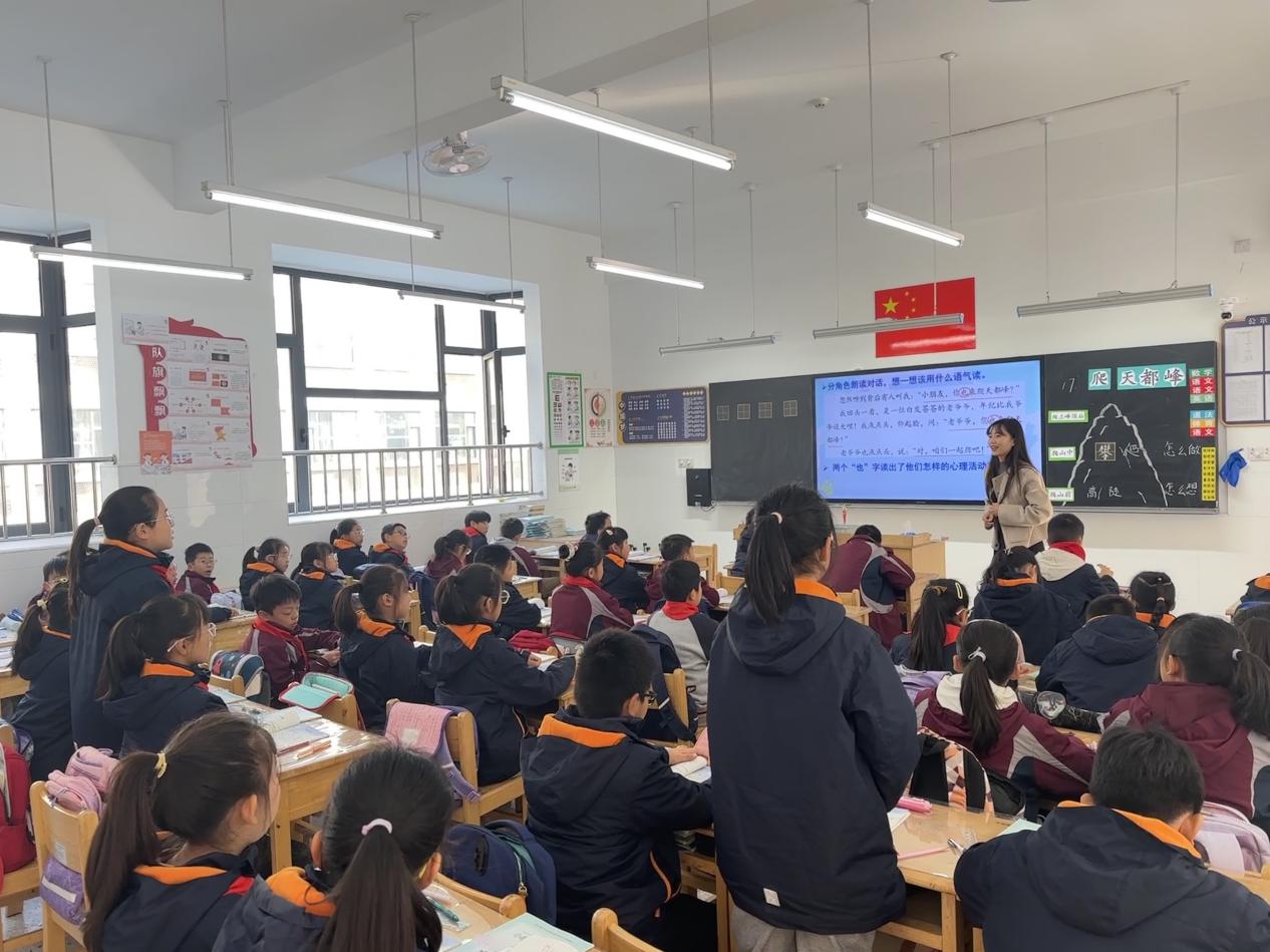 【博学广志】聚焦习作单元，共研教学策略——金陵小学广志路校区四年级语文组教研活动_html_765b8911.jpg