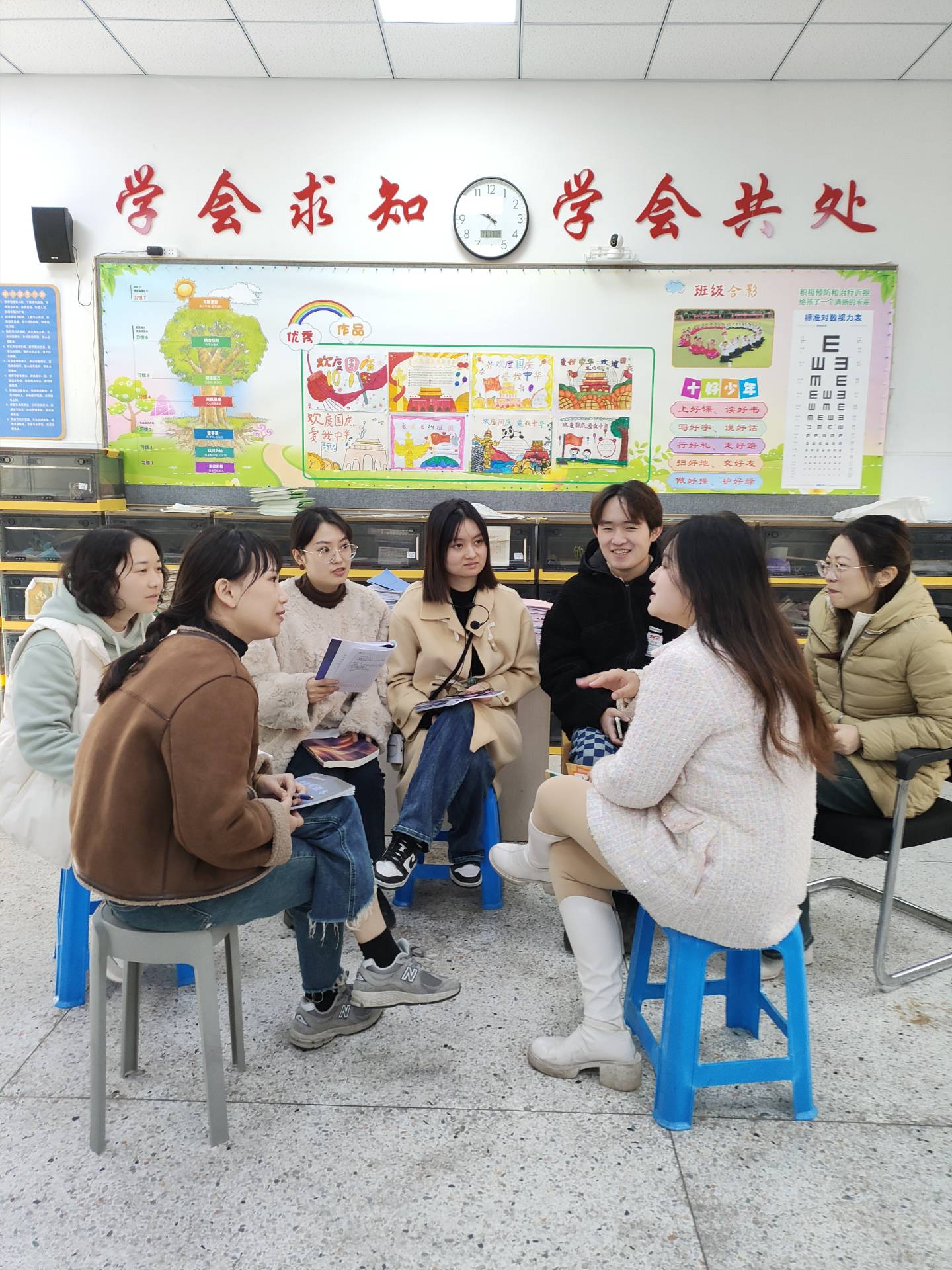 【湖畔·童化课堂】以研促教 赋能课堂——五年级语文组校本研修_html_m2722bc44.jpg