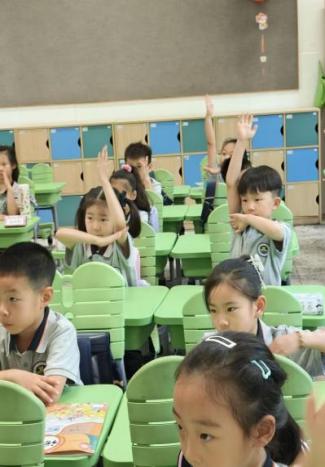 【湖畔·学生活动】迈好成长第一步，快乐启航新旅程——南京市金陵小学（仙林湖校区）2025级一年级新生入学培训_html_m6002db0e.jpg