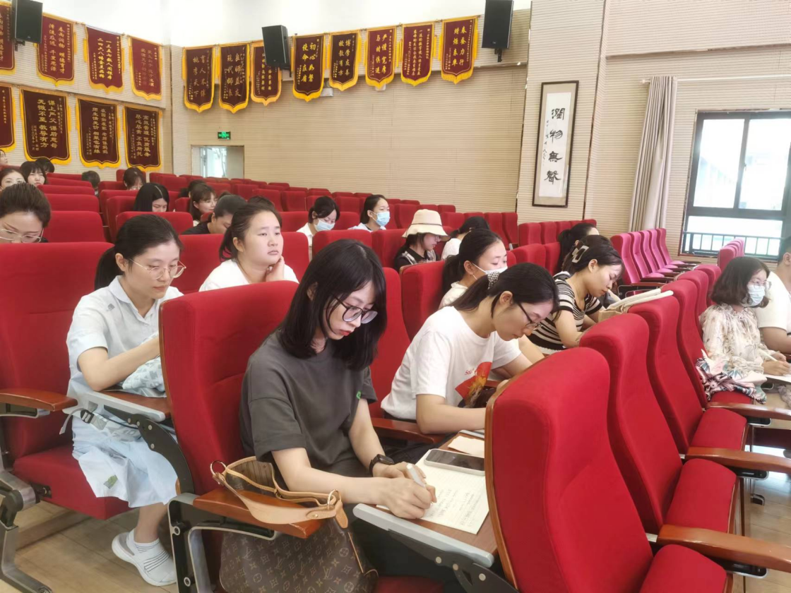 【湖畔光影】携手·启航_html_38eea768.png