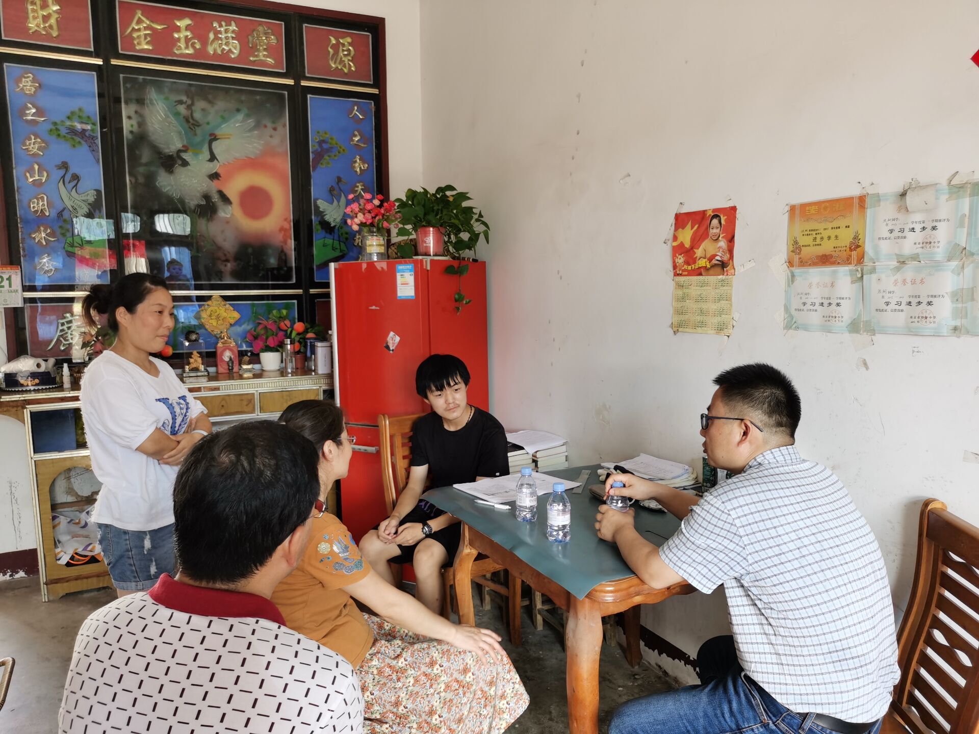 弘扬师德_html_m731797aa.jpg
