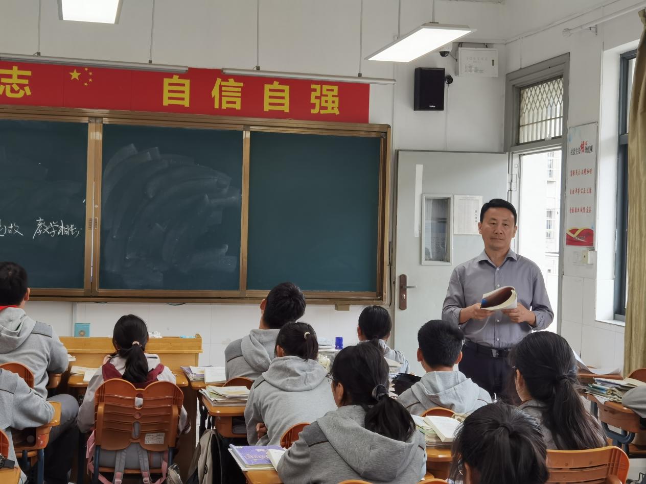 刘庆雨榜样宣传稿_html_5eb8ee1f.jpg