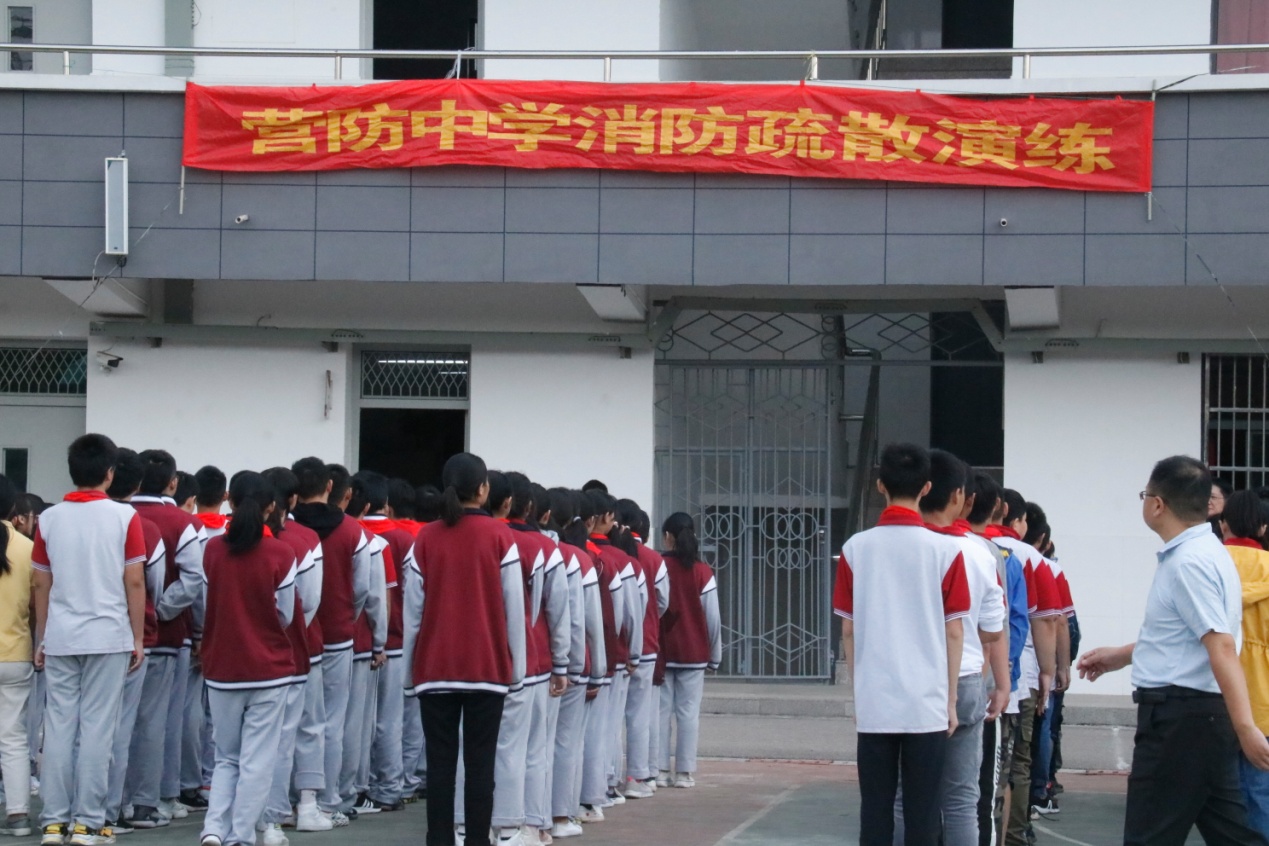 9月24日消防疏散演练新闻稿_html_843dcee.jpg