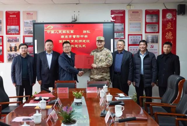 双拥共建2_html_m2ec14fe4.jpg