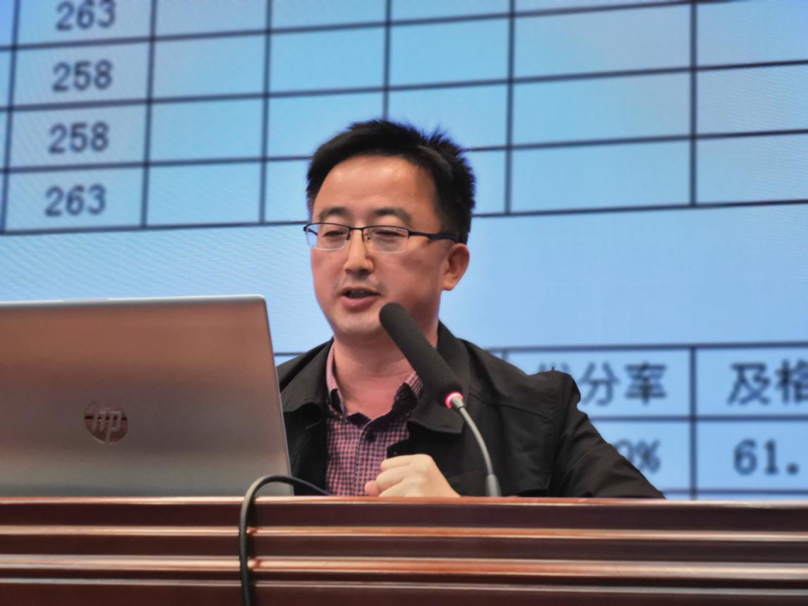 创五好校园，建“小而优”品质学校（定稿）_html_b9b5c5d.jpg