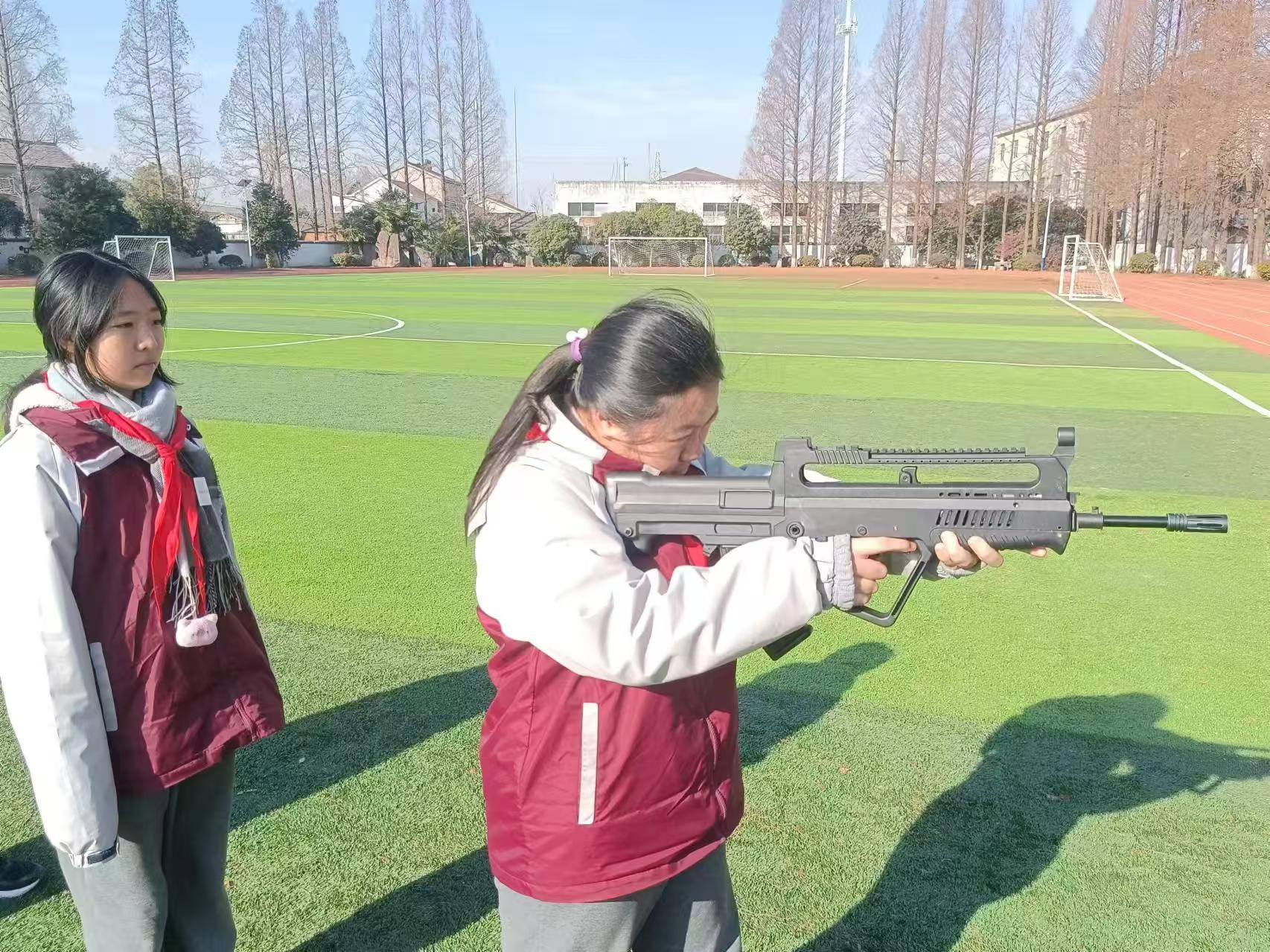 射击比赛2025.1.16_html_40dd6a73.jpg