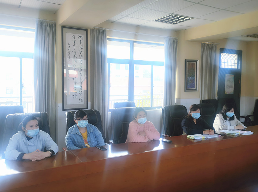 211022炼小膳食委员会图片2.jpg