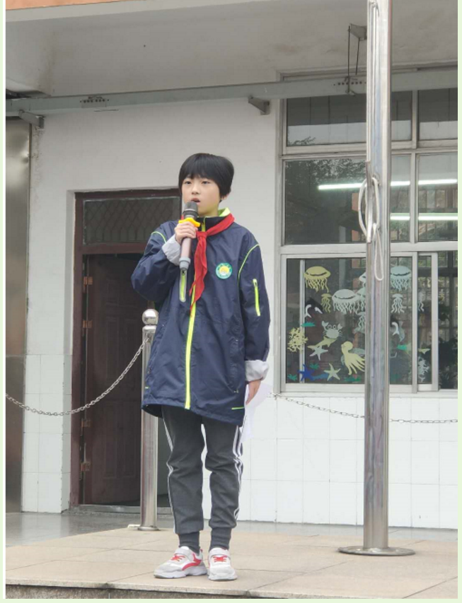 【悦群燕小】垃圾分类举手之劳 资源再造变废为宝