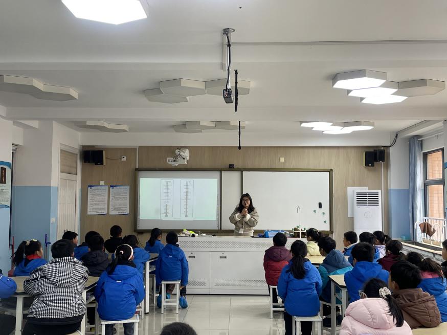 报道_html_m5b712ed8.jpg