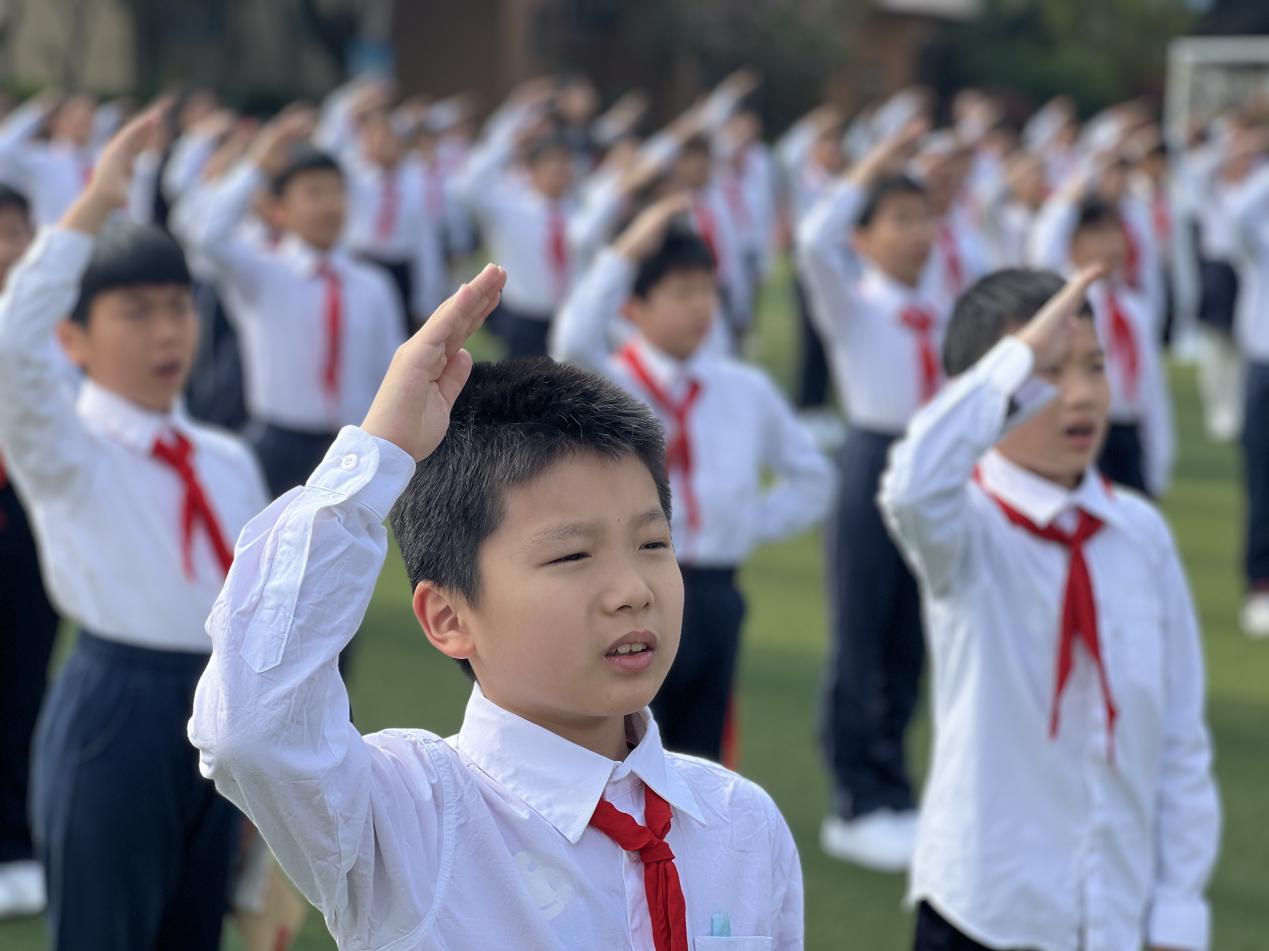 成长礼新闻稿_html_7c20e265.jpg