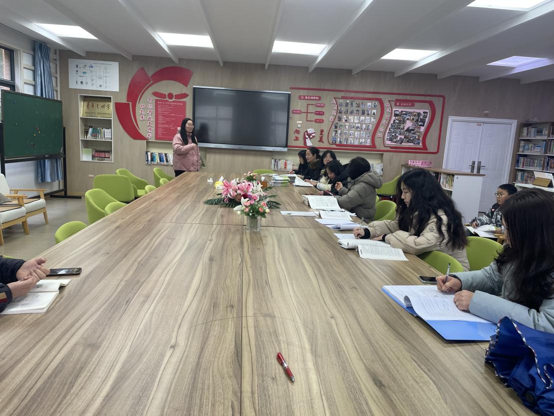 励进幕小数学报道1_html_7954fd94.jpg