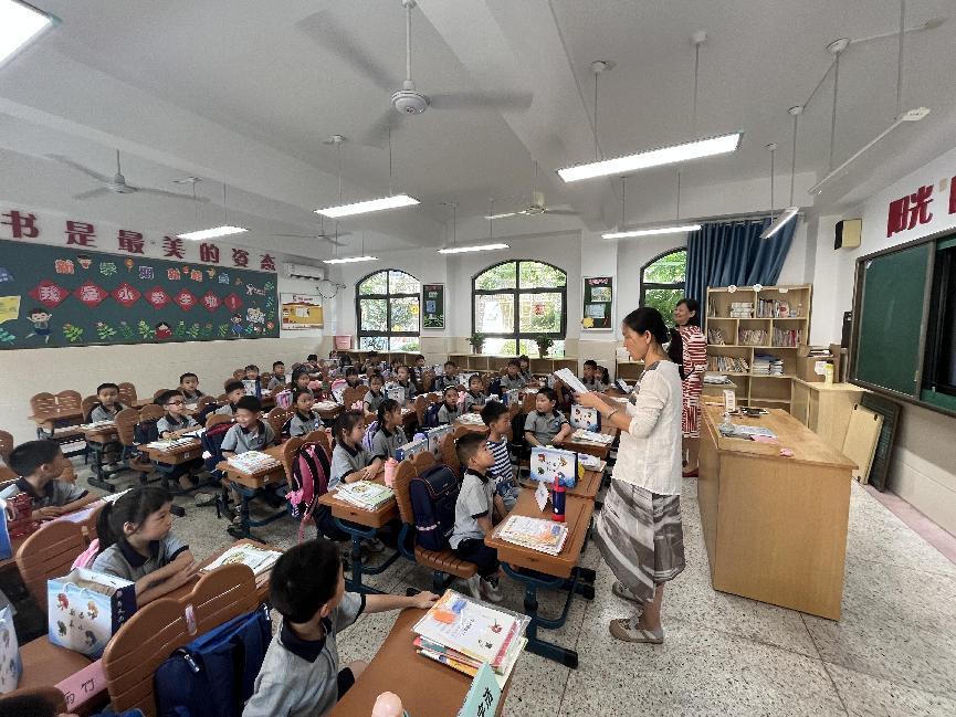 入学仪式新闻稿的副本_html_94952a8.jpg