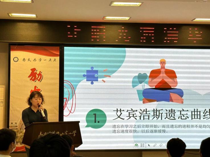 让阳光洒满毕业季 报道(1)_html_566d7b9a.jpg