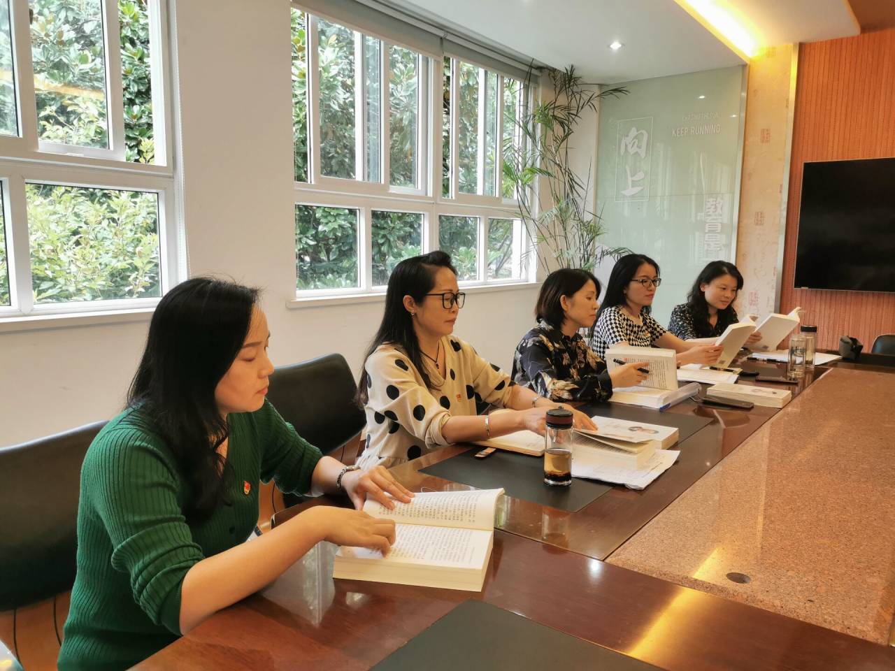 Cache_a6f772d10fe89df.jpg Cache_a6f772d10fe89df.jpg