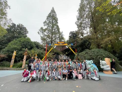 红山寻童趣 栖霞赏秋韵_html_4e1c1289.jpg