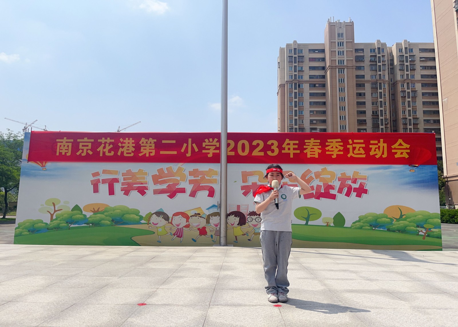 53db40a3c5374b85.jpg