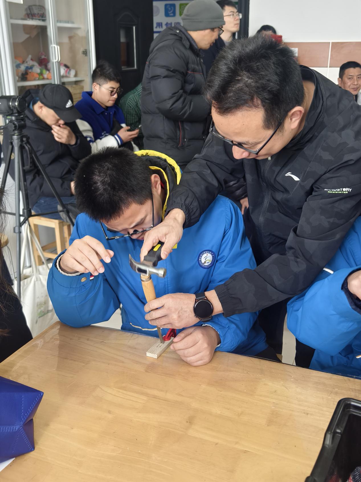 落实劳动必修课 贯彻劳动新课标(1)_html_m3d142458.jpg