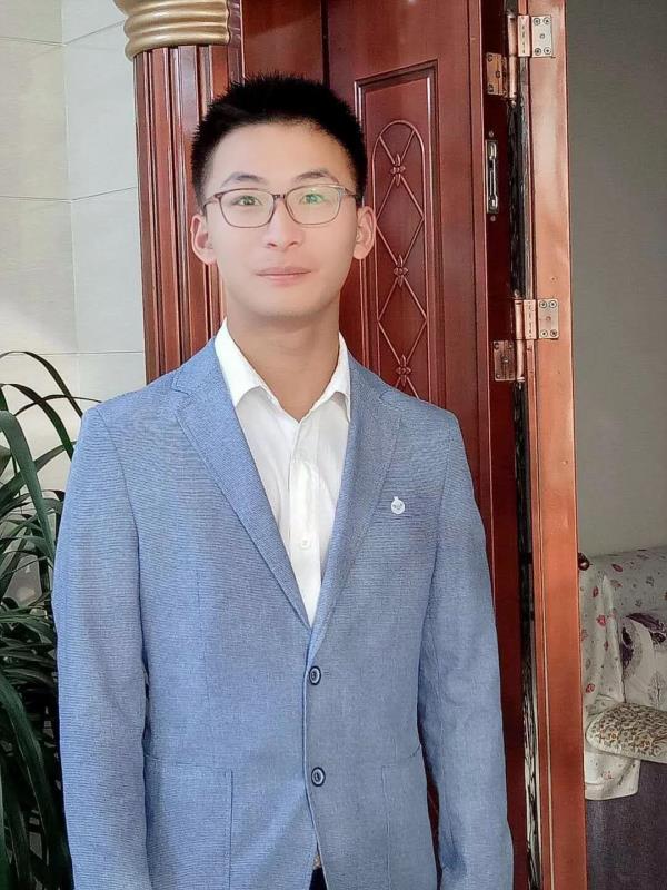 跬步不休九转功成记2017届中桥中学优秀毕业生风采文稿_html_m37954a7a.jpg
