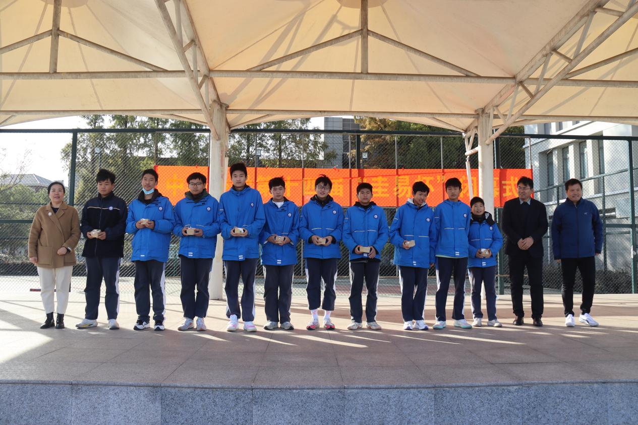 闭幕式新闻稿_html_m15c57c9f.jpg