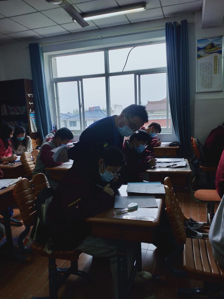 中桥中学与营防中学道德与法治学科校际交流活动2020.4.14_html_7940f70b.jpg