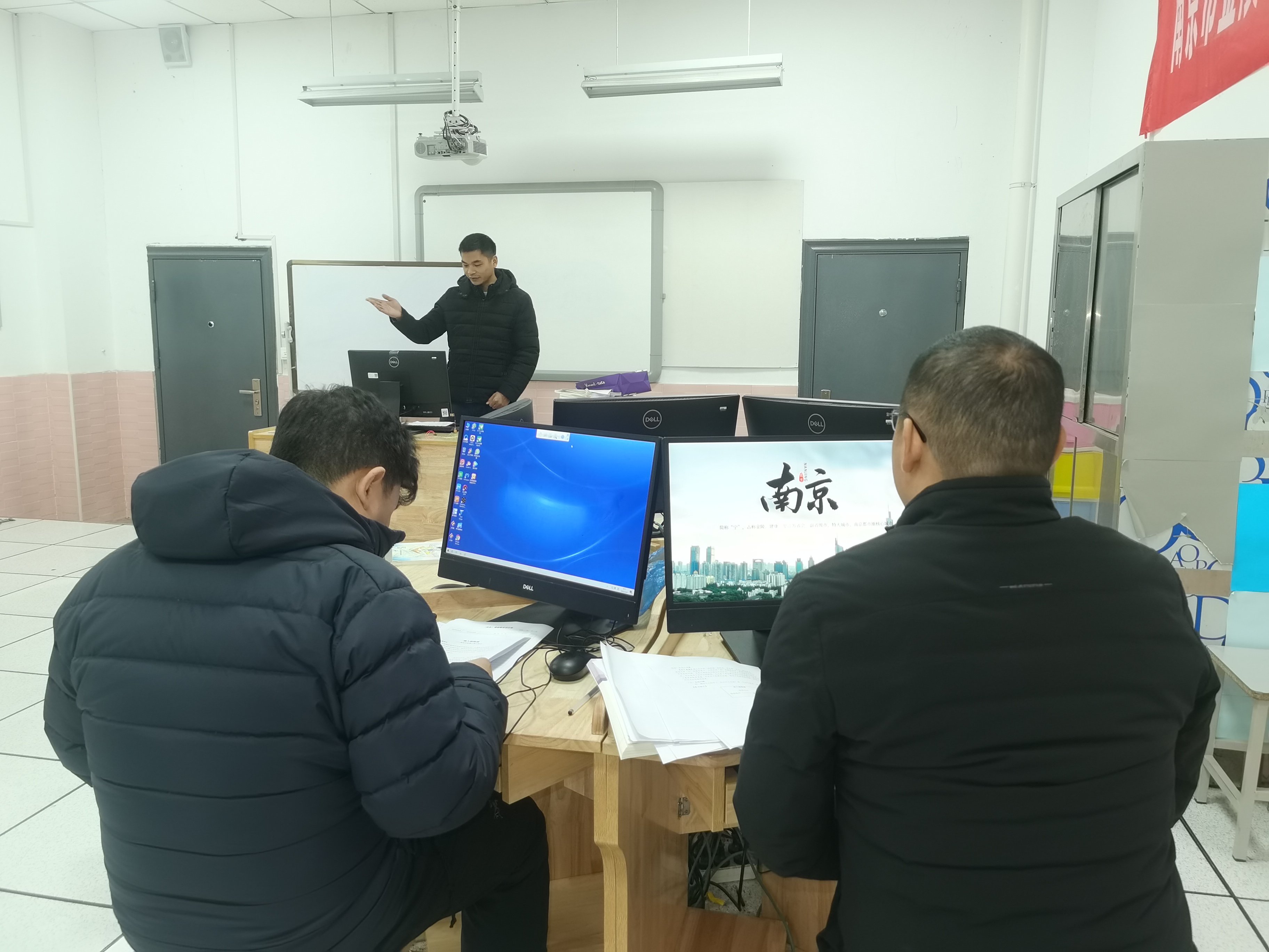 追逐光 靠近光 成为光_html_m1b157cc2.jpg
