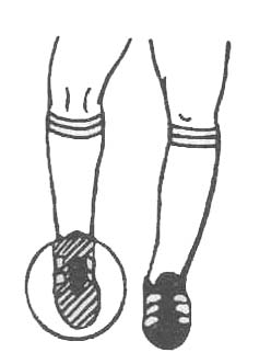 4.2足球校本课程_html_m7b4f1488.jpg