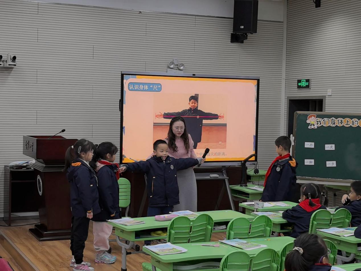 11.20新闻稿图文_html_m5e63b38b.jpg