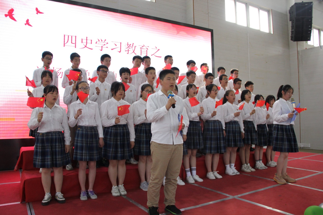 c29-4 诵扬红色精神，唱响红色歌谣_html_m58d9c151.jpg