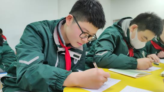 心育中心气象员开会_html_23489595.jpg