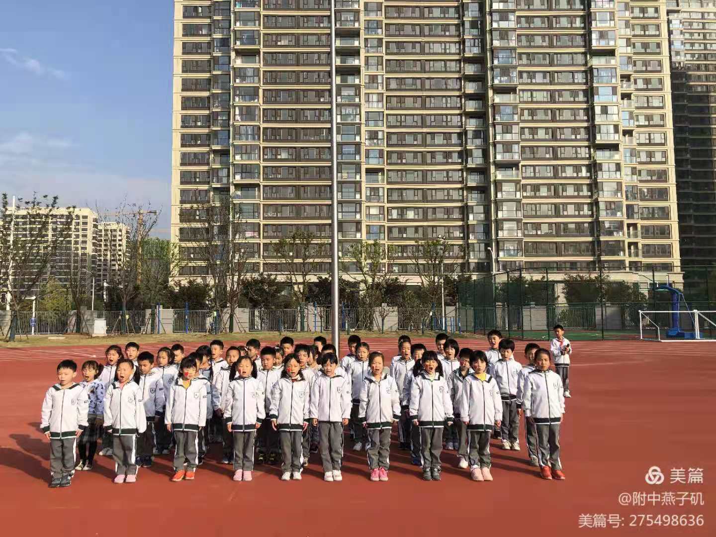 10-19_html_m635ac96c.jpg
