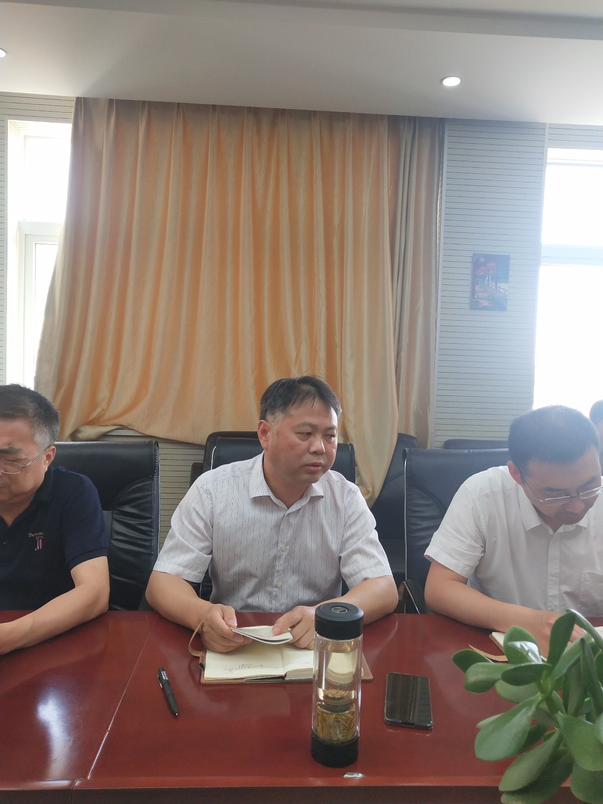 【海门南炼】栖霞区实验初中南炼校区党支部开展主题党日活动